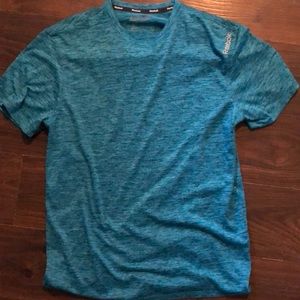 Reebok athletic t-shirt